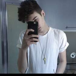 Max45h's Chat & Dating Profile