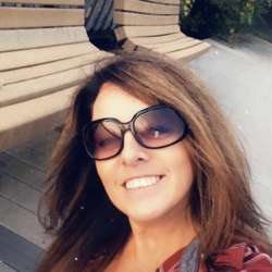 McKenzie36's Chat & Dating Profile