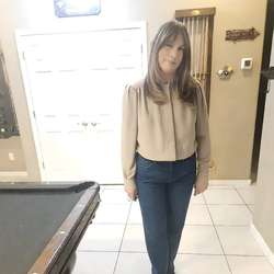 MelissaT71's Chat & Dating Profile
