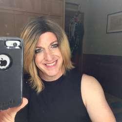 Michelle057's Chat & Dating Profile
