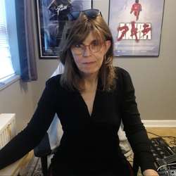 Michelle2112's Chat & Dating Profile