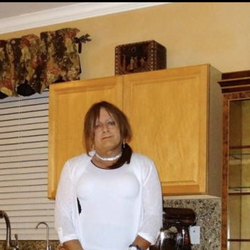 Michellebb966's Chat & Dating Profile