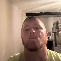 Mikeysone1's Chat & Dating Profile