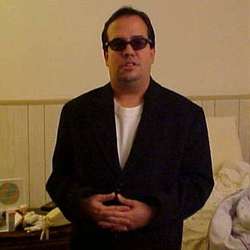 Mrtony's Chat & Dating Profile