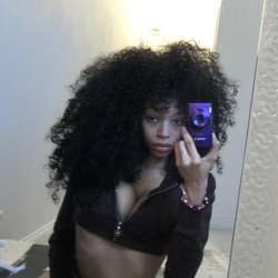 Oliviana's Chat & Dating Profile