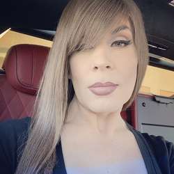 RachelleCa's Chat & Dating Profile