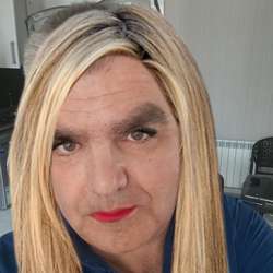 Rebecca30's Chat & Dating Profile