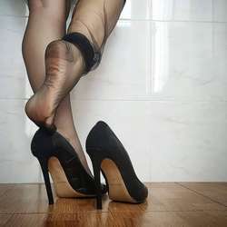Roxie54's Chat & Dating Profile