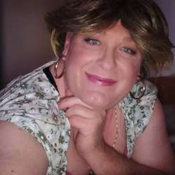Savannah's Chat & Dating Profile