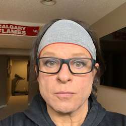 ShannonMac's Chat & Dating Profile