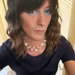 SisAmanda87's Chat & Dating Profile