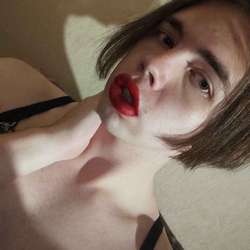 SissyLiza's Chat & Dating Profile
