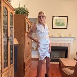 SophiaTgirl2's Chat & Dating Profile