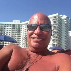 Sweetngentle's Chat & Dating Profile