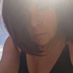 Tenerifegirl's Chat & Dating Profile