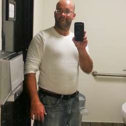 TguyFL23's Chat & Dating Profile