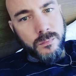 Thomas1989's Chat & Dating Profile