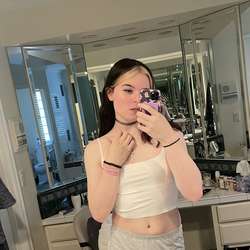 TsCharlotte's Chat & Dating Profile