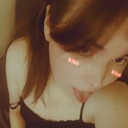 TyraIsASlut's Chat & Dating Profile