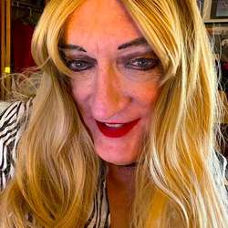 VanessaCD's Chat & Dating Profile