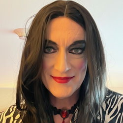 VanessaCDSissy's Chat & Dating Profile