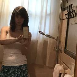 VeronicaS1001's Chat & Dating Profile