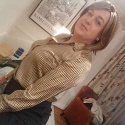 VibekeCD's Chat & Dating Profile