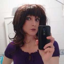 angie's Chat & Dating Profile
