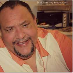 bacchef's Chat & Dating Profile