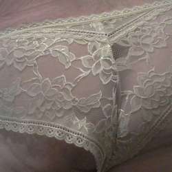 cdpauline's Chat & Dating Profile