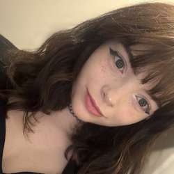 cherrycherryxo's Chat & Dating Profile