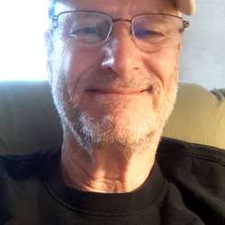 daddydoes's Chat & Dating Profile