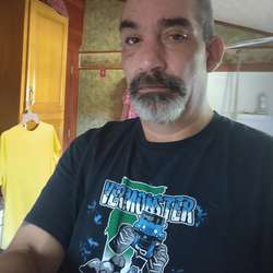 denny1972's Chat & Dating Profile