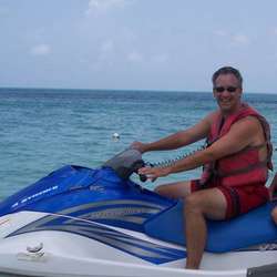 insearchoftgwife's Chat & Dating Profile