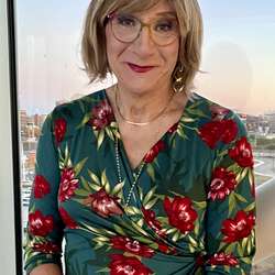 jerrie585's Chat & Dating Profile