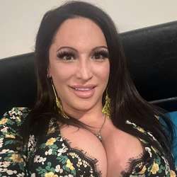 joannawill02's Chat & Dating Profile