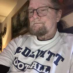 joseph12's Chat & Dating Profile