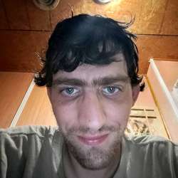 justin31568's Chat & Dating Profile