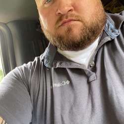 larbak22's Chat & Dating Profile