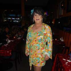 laurievancouver's Chat & Dating Profile