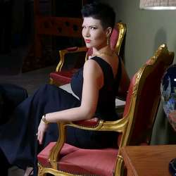mistressvixxen's Chat & Dating Profile