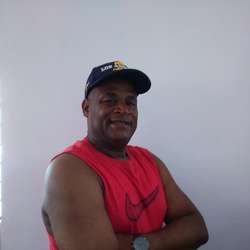 mrtriplethreat77's Chat & Dating Profile