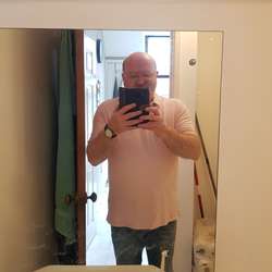naturist16's Chat & Dating Profile