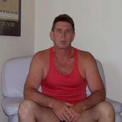ozzie9's Chat & Dating Profile