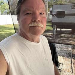 pdubya's Chat & Dating Profile
