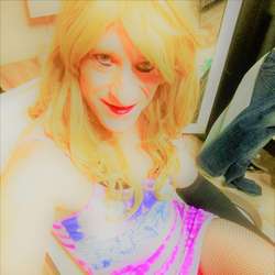 sally33's Chat & Dating Profile