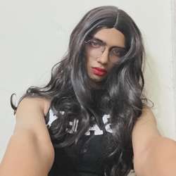 sxyysheena's Chat & Dating Profile