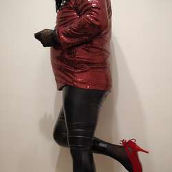 valentintranny's Chat & Dating Profile