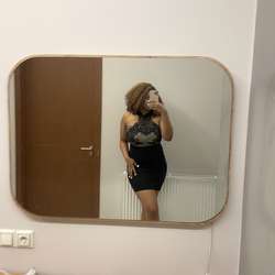 vixen24's Chat & Dating Profile